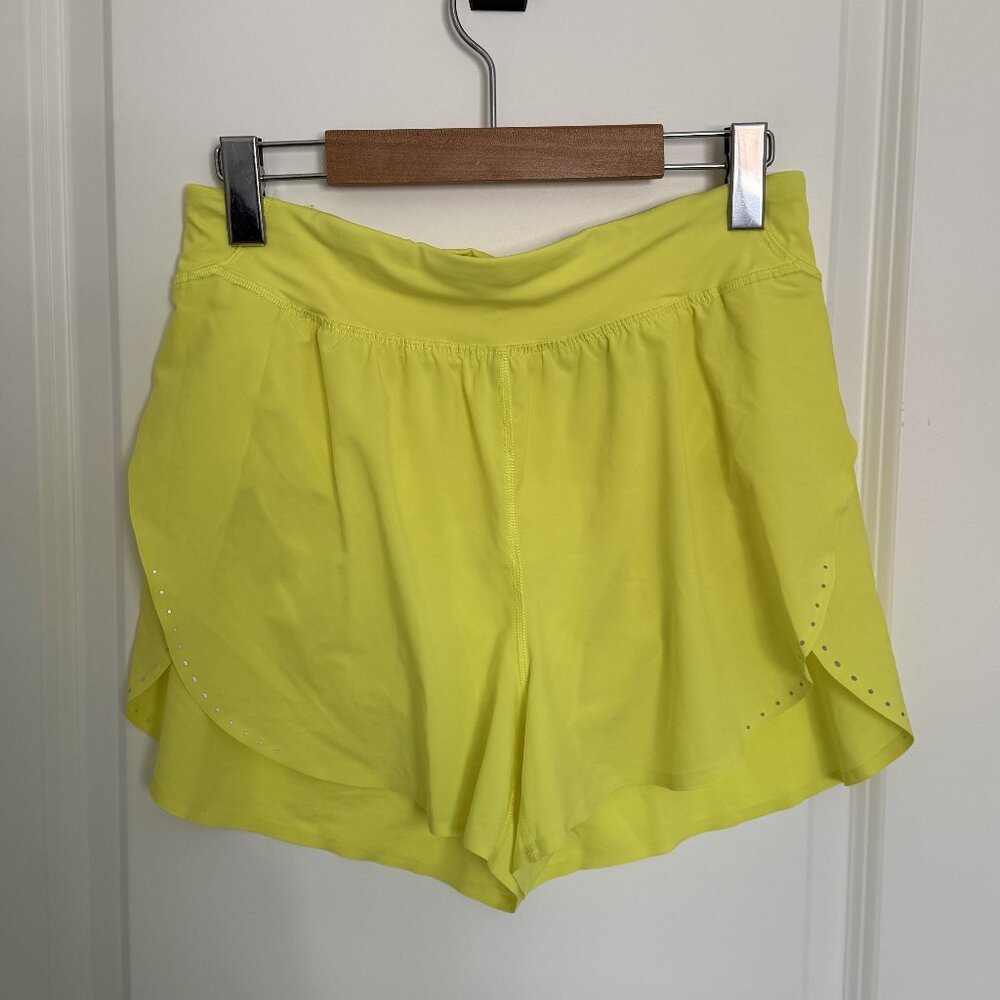 Fast and Free Reflective High-Rise Classic-Fit Shorts in Electric Lemon